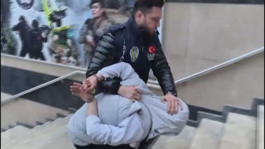 Kadıköy'de öldürülen Mattia Minguzzi cinayetini öven 5 şüpheli gözaltına alındı - Resim: 2