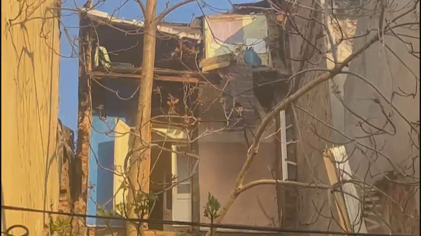 İstanbul'da bir binada kısmi çökme - Resim: 1