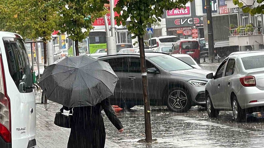 Yine bahar gelemedi; sağanak yağışlar geri döndü - Resim: 3