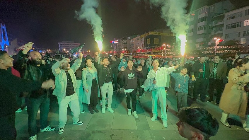 Kocaelispor 16 yıl sonra Süper Lig'e döndü! Taraftar sokağa döküldü - Resim: 4