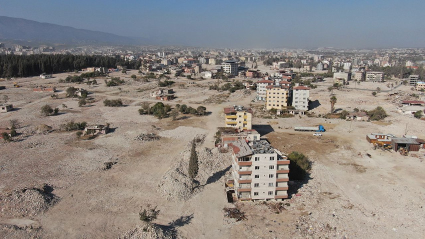 Asrın felaketinin yıktığı Hatay'daki kalıcı konutların son hali görüntülendi - Resim: 4