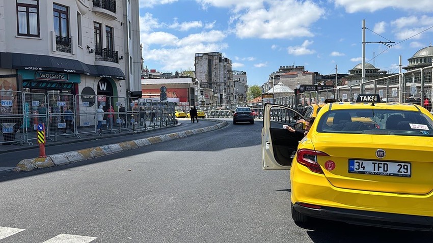Taksim'de 1 Mayıs alarmı: Barikatlar yerleştirildi - Resim: 4