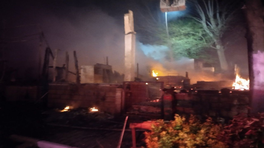 Şile'de 6 restoran alevler içerisinde kaldı: Yaralılar var - Resim: 2