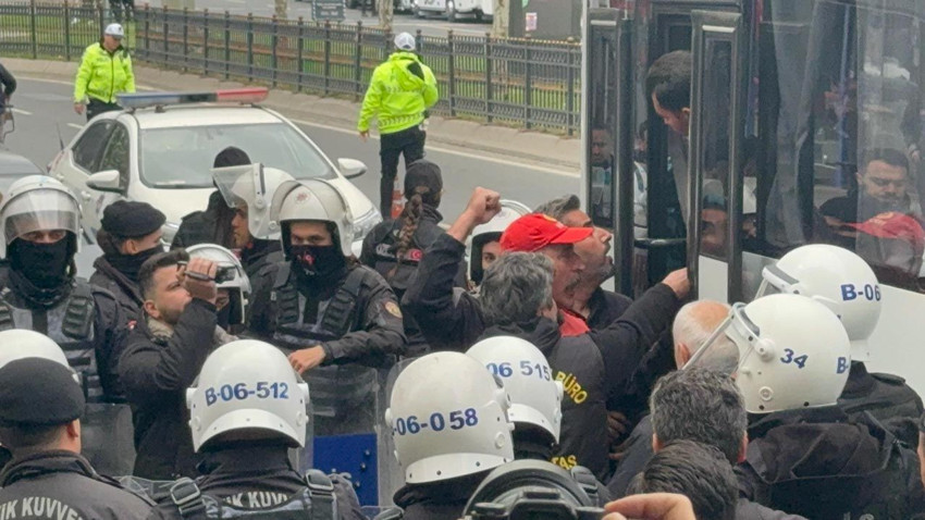 Yine 1 Mayıs yine polis müdahalesi: Yüzlerce gözaltı var - Resim: 1