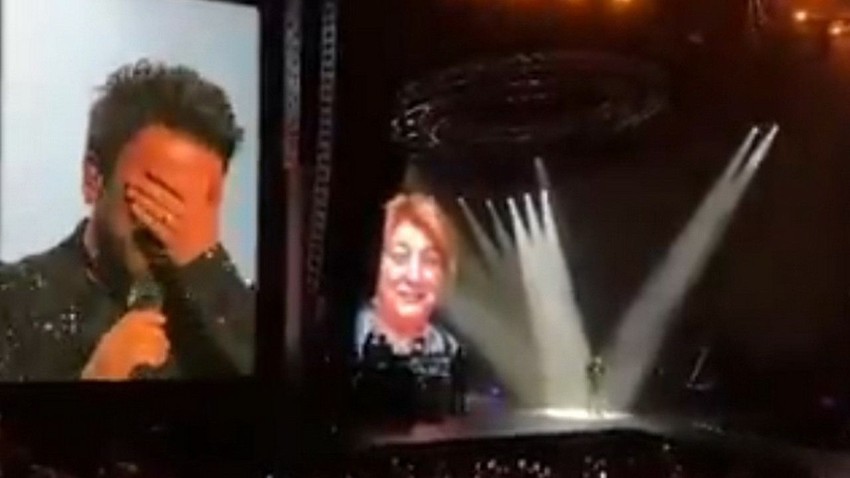 Annesinin vefatının ardından konserlerine devam eden Tarkan eleştirilere yanıt verdi - Resim: 4
