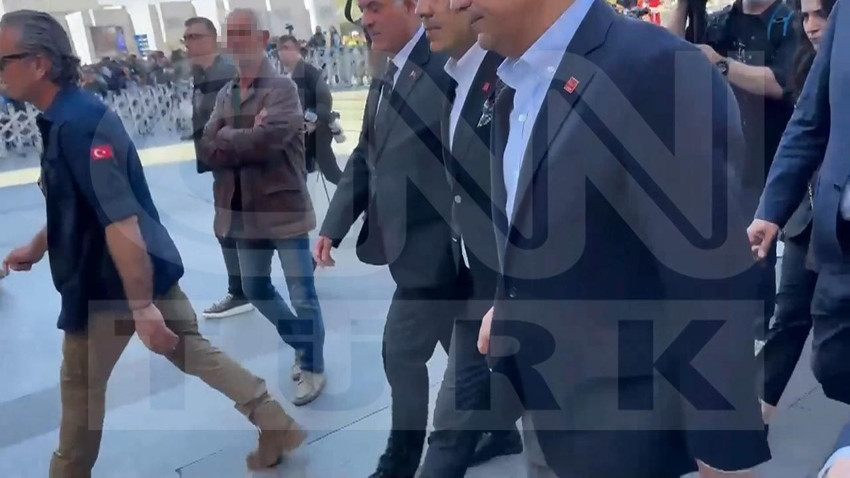 Özgür Özel'e saldıran zanlının yeni görüntüleri ortaya çıktı - Resim: 3