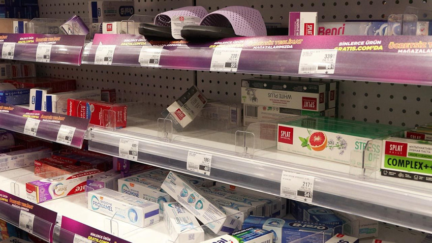 Yüzde 75 indirim yapan ünlü mağazaya hücum ettiler - Resim: 4