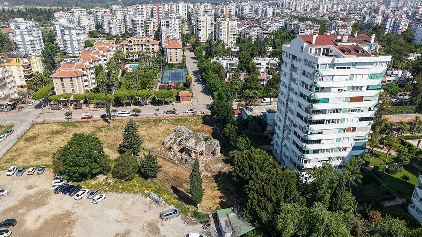 Lüks konutların yuttuğu Türkiye'nin tarihi noktası havadan görüntülendi - Resim: 3