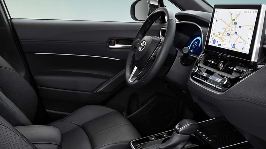 Toyota'nın en sevilen hibrit SUV'u yenilenerek geri döndü - Resim: 1