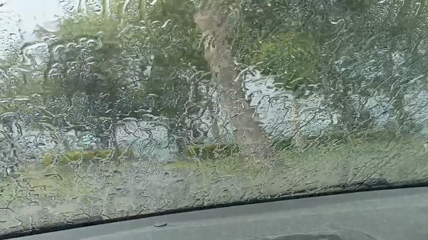 Tam yaz geldi derken... İstanbul'u dolu ve sağanak vurdu! - Resim: 3