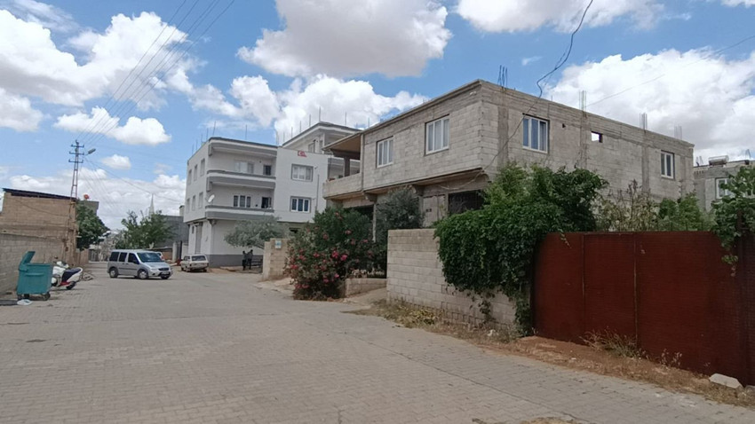Üç çocuk annesi genç kadını evinde korkunç bir şekilde katlettiler - Resim: 2