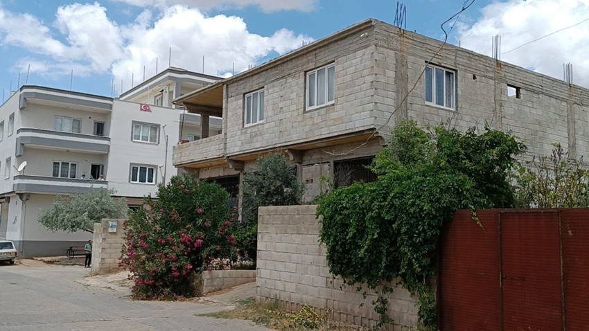 Üç çocuk annesi genç kadını evinde korkunç bir şekilde katlettiler - Resim: 3