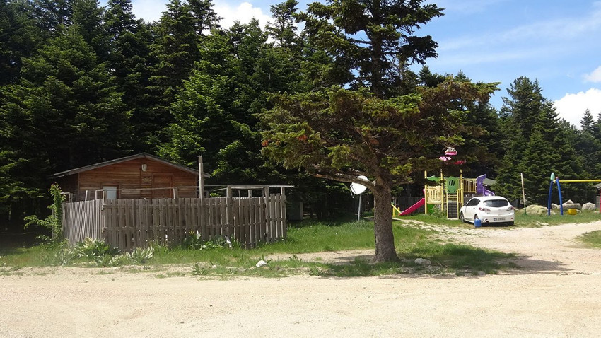 Türkiye'nin karlar altındaki cennetine yaz geldi: Her yer yemyeşil - Resim: 4