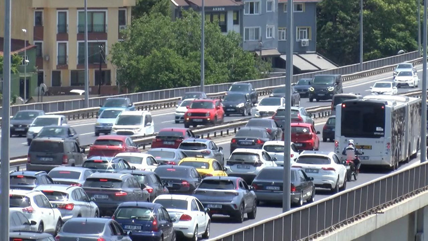 15 Temmuz Şehitler Köprüsü'nde silahlı şüpheli alarmı - Resim: 4