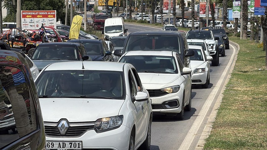 Bayramda nüfus patlaması yaşanan ilçede barajlar alarm veriyor - Resim: 1