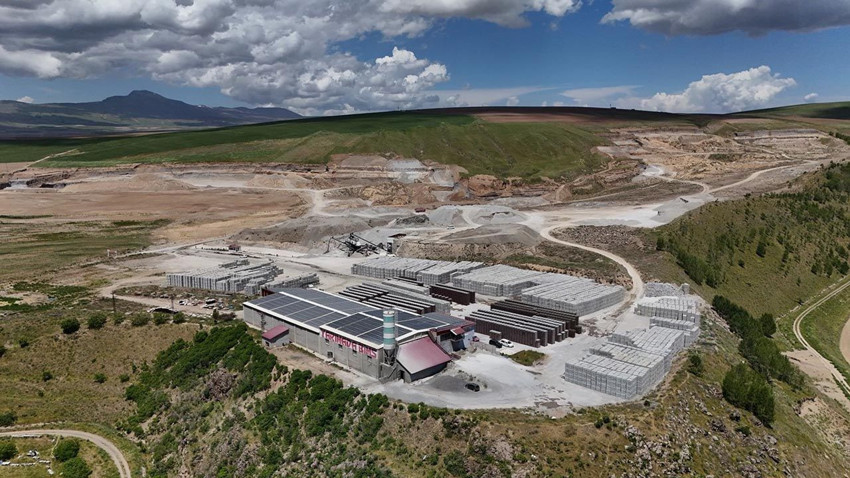 Bitlis'te toprağın altından servet fışkırıyor! Yıllık 4 milyar liralık gelir - Resim: 1