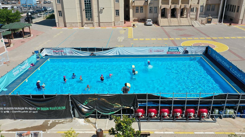 Antalya'nın deniz göremeyen çocuklarını taşıma havuzla suyla buluşturdular - Resim: 4