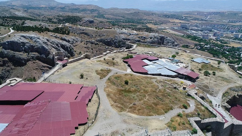 Harput Kalesi'nde 1000 yıllık keşif! Kazı çalışmaları yeniden başladı - Resim: 6