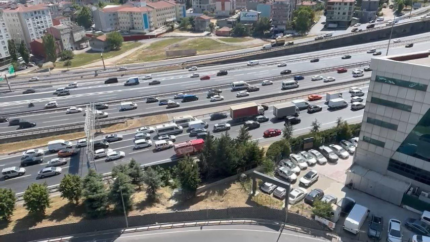 İstanbul'un ünlü AVM'sinde korkutan yangın - Resim: 4
