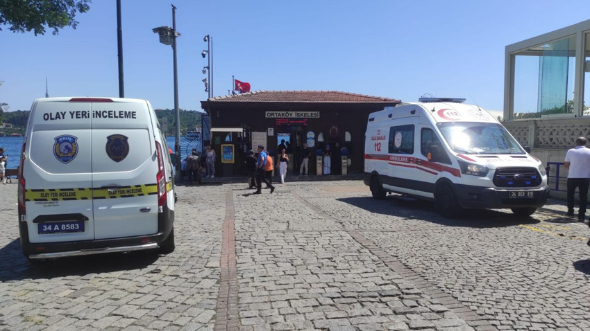 15 Temmuz Şehitler Köprüsü'nde aracından inip intihar etti - Resim: 1