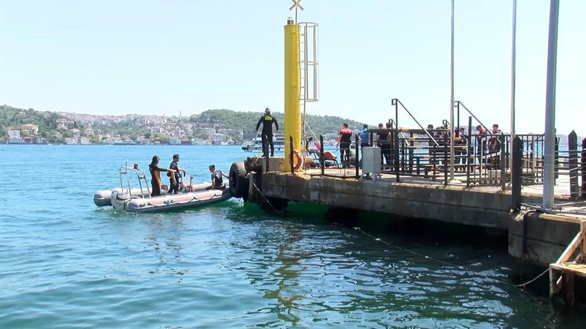 15 Temmuz Şehitler Köprüsü'nde aracından inip intihar etti - Resim: 3