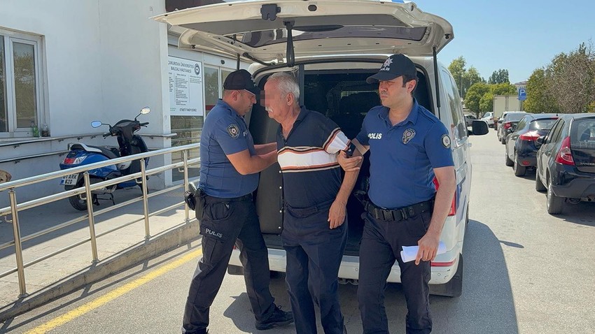 Halk otobüsünde etek altı taciz iddiası: Eski hakim gözaltına alındı - Resim: 4