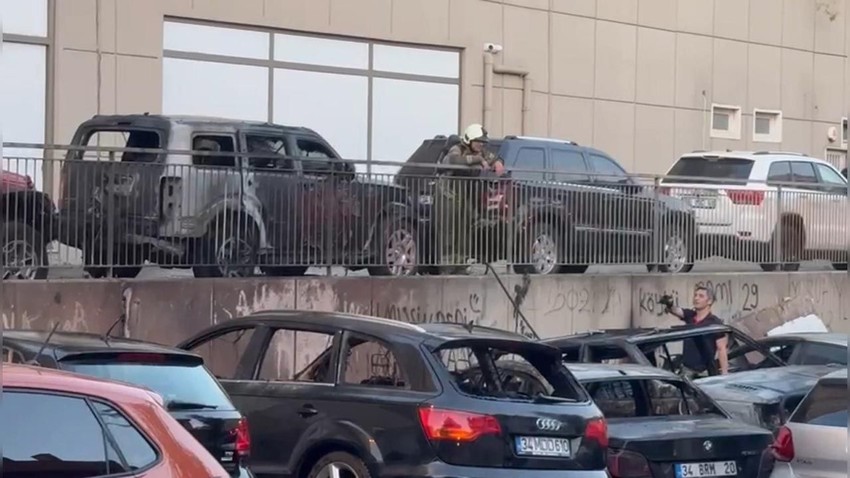 İstanbul'da sabaha karşı yangın: Çok sayıda araç yandı - Resim: 4