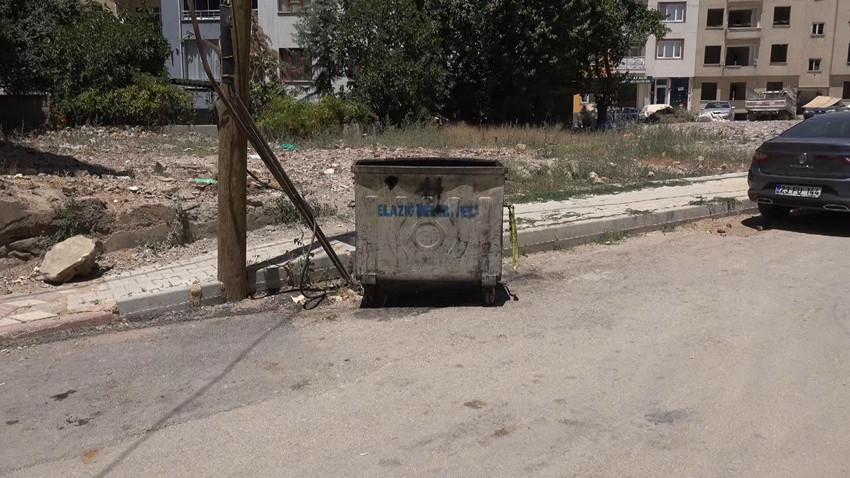 Evde dünyaya getirdiği bebeği çöpe attı! - Resim: 4