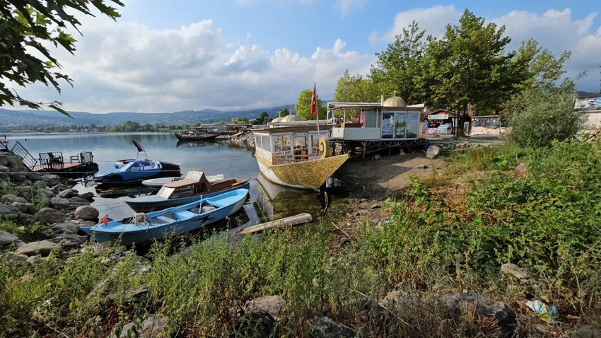 Sapanca Gölü'nde kırmızı alarm: Tekneler karaya oturdu - Resim: 3