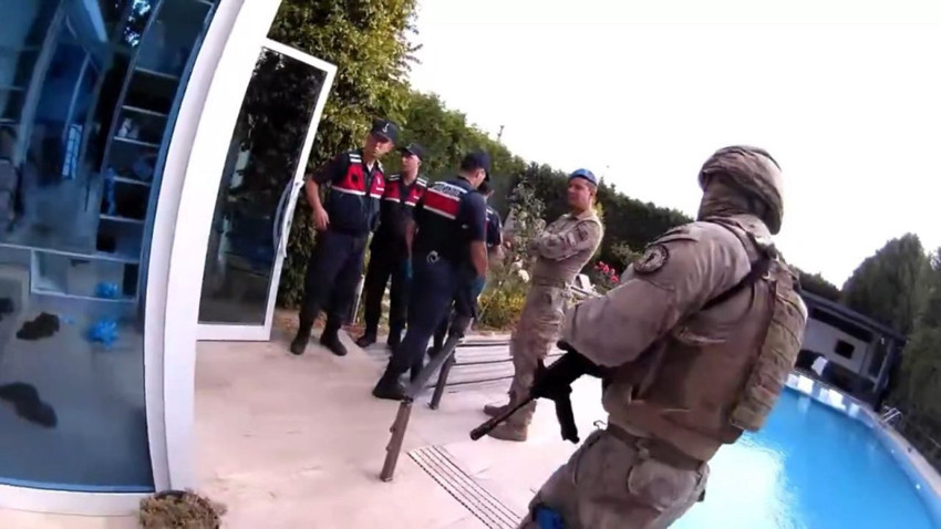150 milyon TL'lik vurgun yapan suç örgütünün çökertiliği operasyon kamerada - Resim: 2