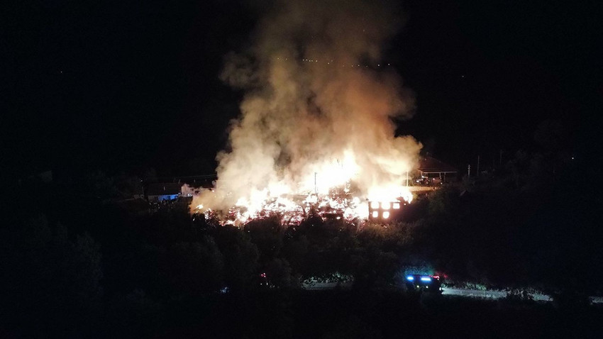 Bolu'da kabus gecesi: Köy alevlere teslim oldu: Felaketin izleri gün ağarınca ortaya çıktı - Resim: 3