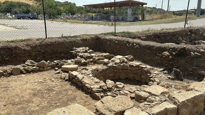 Türkiye'nin 2 bin 700 yıllık gizemli hazinesinden tarih fışkırdı - Resim: 3