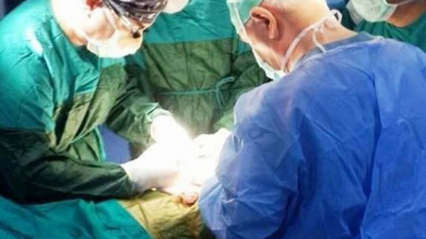 Yemek yerken boğazına kaçtığı farketmedi, gerçeği tam 5 ay sonra hastanede öğrendi - Resim: 1