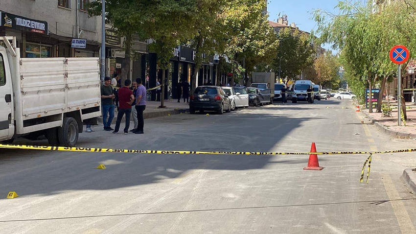 Polisi yaralayan silahlı saldırgan vurularak öldürüldü - Resim: 1