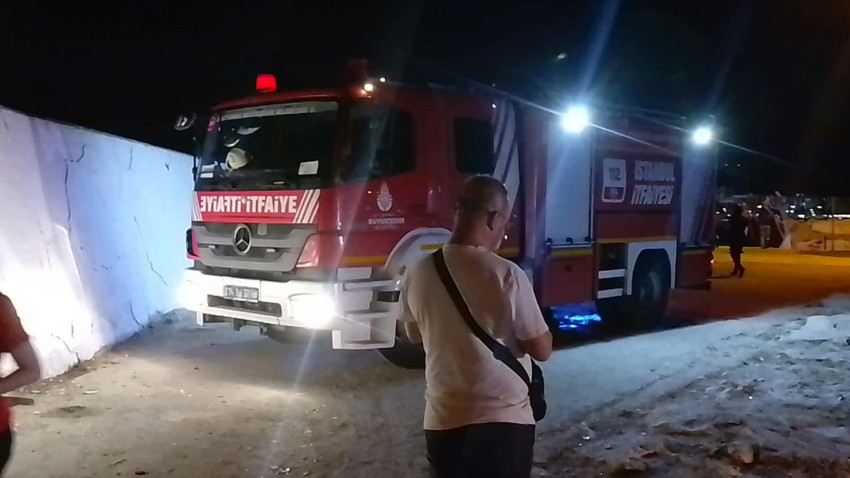 Otomobil denize düştü; içindeki kişi son anda kurtuldu - Resim: 3