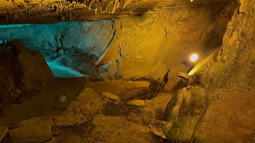 Türkiye'nin 6 milyon yıllık  şifa dağıtan sırrı sıcaktan bunalanların durağı oldu - Resim: 3