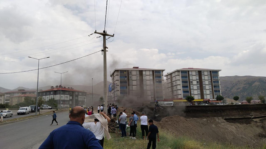 Bitlis'te korkutan patlama! Faciadan dönüldü - Resim: 4