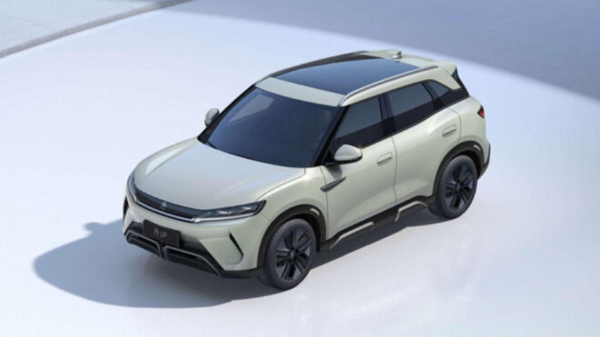 Çinliler yine yaptı yapacağını: BYD'den 422 bin liraya elektrikli SUV - Resim: 4