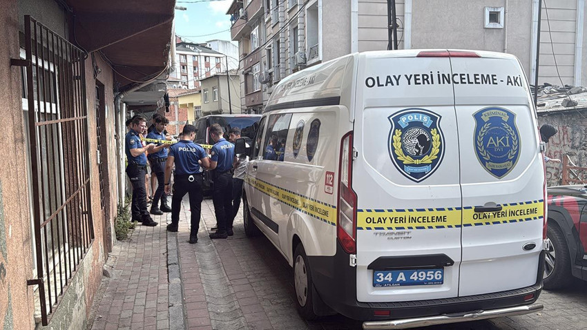 İstanbul'da vahşet! Ev arkadaşının boğazını keserek öldürdü - Resim: 3
