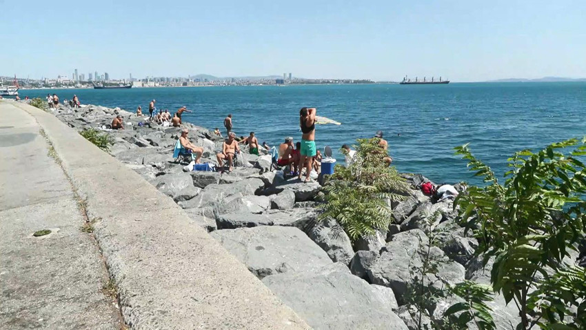 Plajlarda denize girmek yasaklanınca İstanbulluların adresi burası oldu - Resim: 4