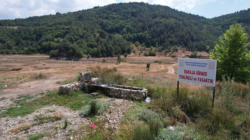 Bursa'nın bir barajı tamamen kurudu, 35 günlük su kaldı - Resim: 3
