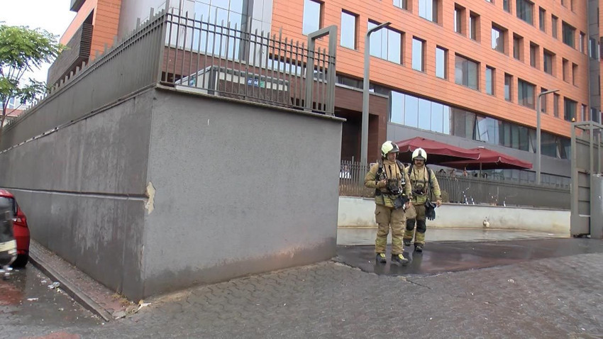 Üniversite laboratuvarında korkutan yangın - Resim: 2