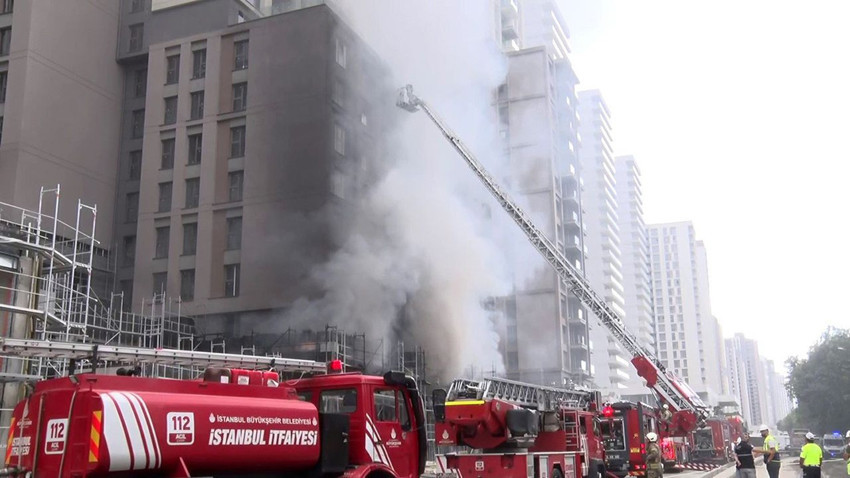 İstanbul'da 20 katlı inşaatta büyük yangın - Resim: 3