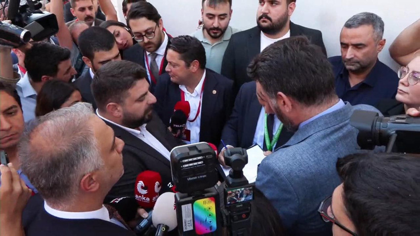 Özgür Çelik yeniden CHP İstanbul İl Başkanı seçildi - Resim: 1