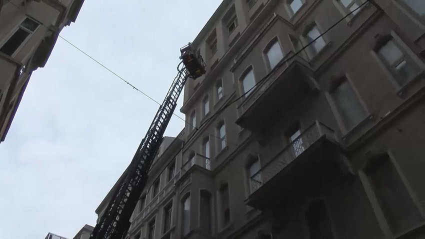 İstanbul'da otelde korkutan yangın - Resim: 3