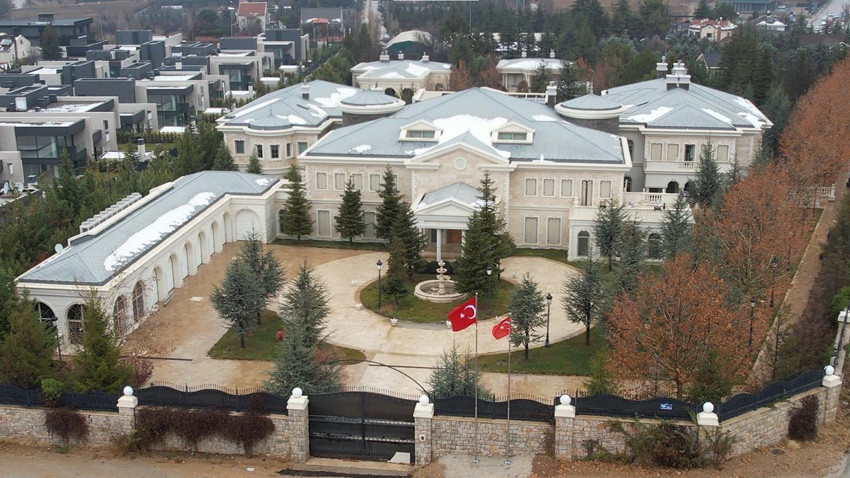 İstanbul Boğazı'nın eşsiz yalısı satıldı: Yeni sahibi bir sır - Resim: 1