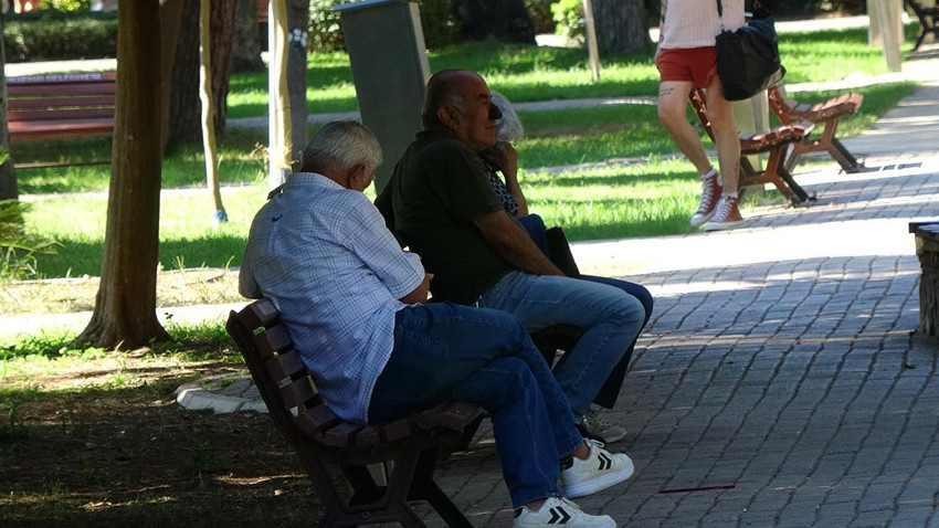 Herkes üşürken onlar yanıyor: Termometreler 33 dereceyi gösterdi - Resim: 4