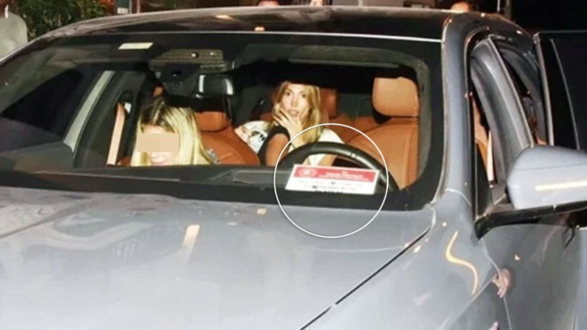 Şevval Şahin güzellik sırrı için ''genetik'' derken, ''resmi araç'' skandalına sessiz kaldı - Resim: 1