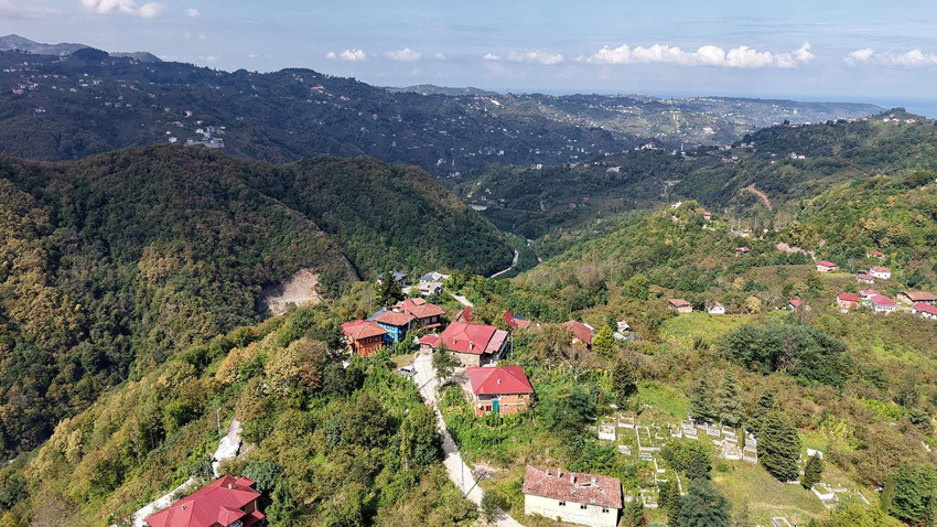 Türkiye'nin en sıradışı köyü: Tek tuşla manzara değişiyor - Resim: 4