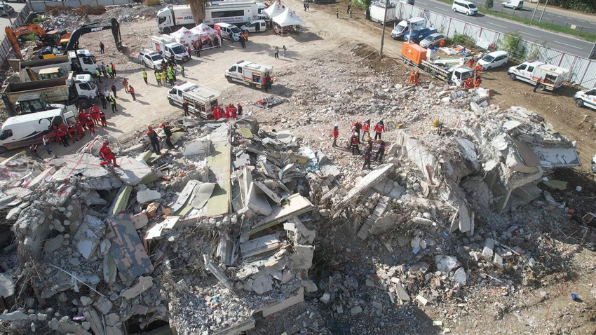 Olası büyük Marmara depremi korkusunun gölgesinde gerçeğini aratmayan deprem tatbikatı - Resim: 3